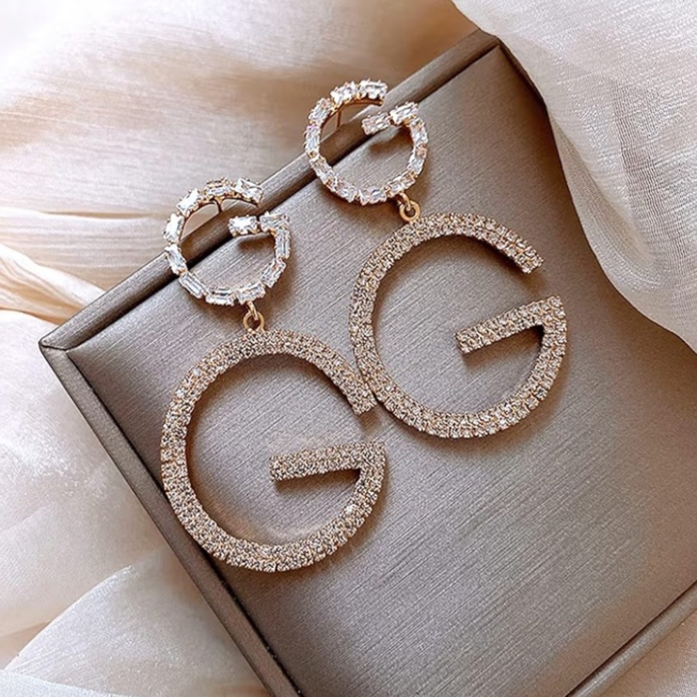 ⭐️NEW⭐️G Earrings Gold Tone Rhinestone Designer Inspired Dangle Earrings